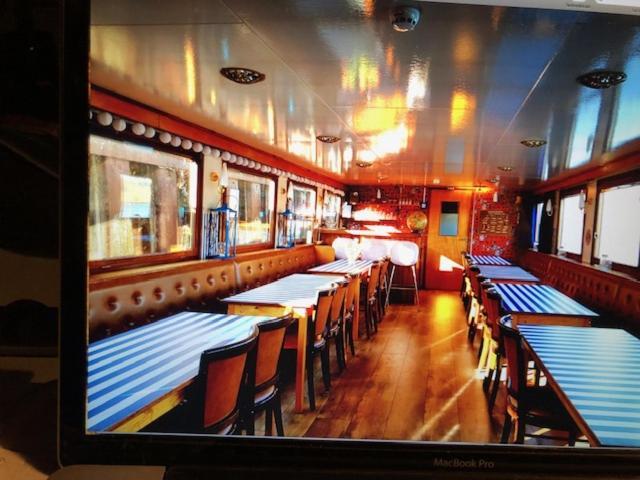 شتوتغارت Schiff Ahoy, Hotelschiff, Hausboot, Boot, Passagierschiff المظهر الخارجي الصورة